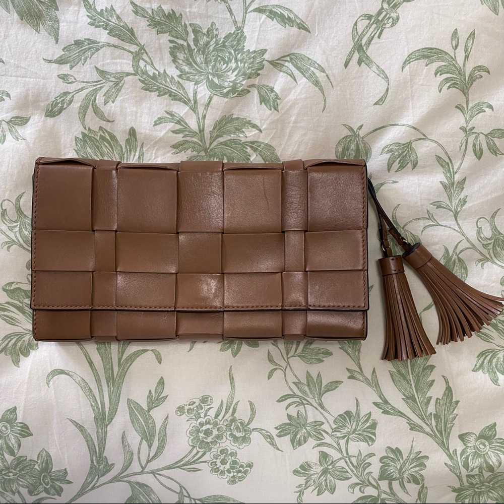 Authentic Michael Kors Crossbody Clutch